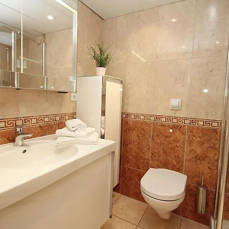 Trelleborgallee, 153 アパート *